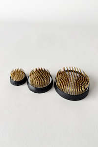 All Accessories: Metal Round Florist Frogs (unit 1)