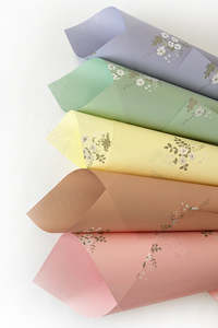 Dainty Flower Pearlwrap PK40 (unit 1)