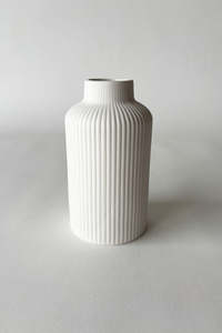 Planters: Emery Bud Vase (unit 4)
