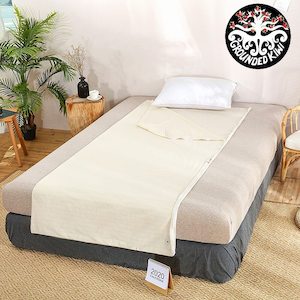 Frontpage: Earthing Yoga, meditation and fitness mat 61cm x 183cm