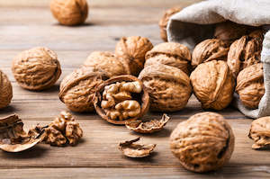 Frontpage: 5kg Walnuts - Spray Free