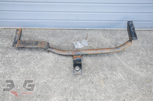R34 Skyline: Nissan Skyline R34 SEDAN Tow Bar & Bolts Towbar