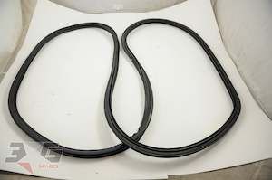Toyota AE86 Sprinter Trueno Corolla Levin Rear Hatch Seal 83-87 Hachi