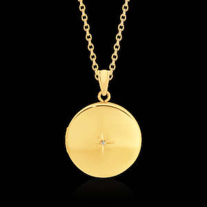 Diamond Necklaces: Yellow Gold Round Locket Diamond Set