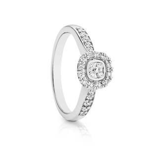 Diamond Cluster Ring TDW=0.31ct