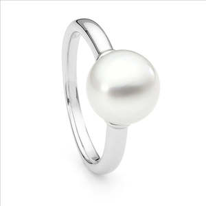 Rings: Sterling silver ring set with 9mm Soiuth Sea White Pearl.