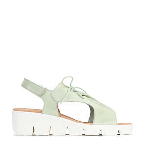 Products: EOS Basanti Mint