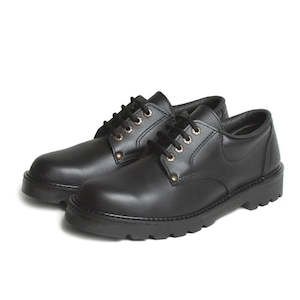 Kids Shoes And Gumboots: McKinlays Delta Jr Black