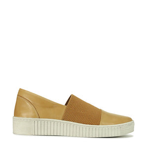 Loafers Slip Ons: EOS Jude Tan