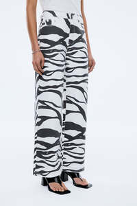 Ena Pelly: Lindy Relaxed Jean - Zebra