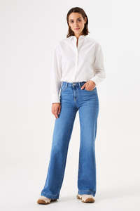 Garcia: Celia Jean - Medium Used