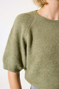 Womens Knitwear 1: SS Sweater - Pistachio