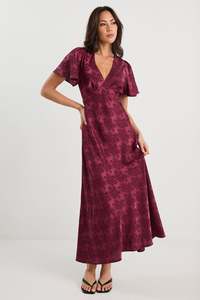 Flo Frankie: Tram Bias Flared Maxi Dress - Burgundy Jacquard