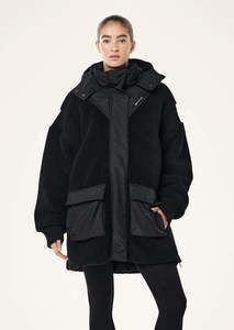 Pe Nation: District Jacket - Black