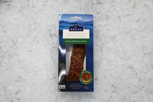 Products: Regal - Smoked Mixed Pepper and Spices Salmon Portion 100g - Guytons