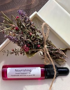 Products: Redamancy Nourishing Skincare Oil 10ml Hydration & Radiance 滋养修护精华油 天然护肤
