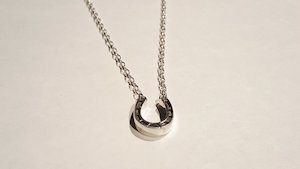 Medium Horse Shoe Pendant