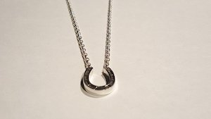 Large Horse Shoe Pendant