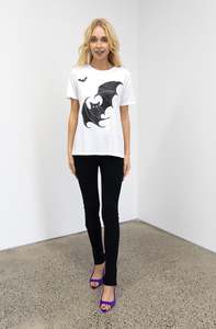 Bat Tee In white