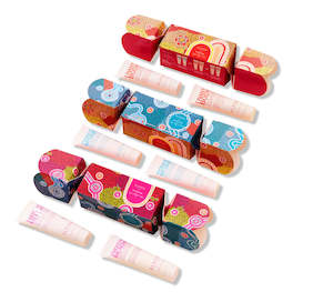 Eleven: ELEVEN Holiday Bon Bon Crackers