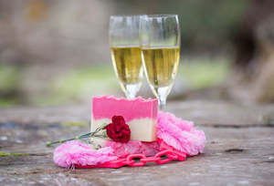 Body: Nudi Point - Turn Me On Body Bar