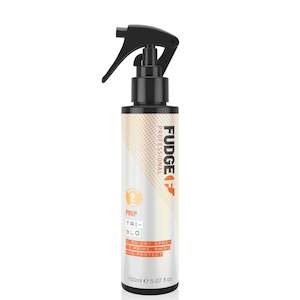 Styling: Fudge Tri Blo Spray