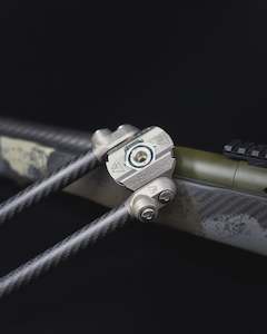 Backlanz Carbon Bipod - Notched w/Universal Mounting Bracket