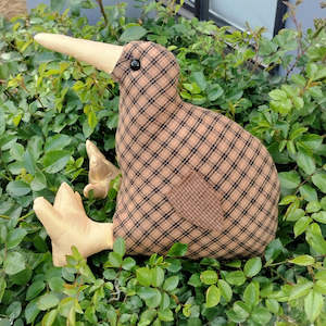 Kits: Kiri the Kiwi - Pattern and Kit