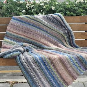 Knitting Patterns Homeware: HZ Adrienne's Blanket