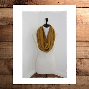 Knitting Patterns Womens Garments And Accessories: The Kiwi Stitch and Knit Co. - Infinity Country Cable Scarf & Cowl