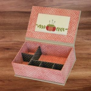 Gifts: Rinske Stevens - Small Sewing Box
