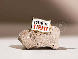 Brooches: Maimoa Enamel Pin - Toitū Te Tiriti