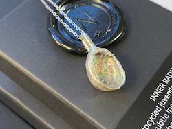 Jewellery: Nostalgem Single Paua Shell necklace