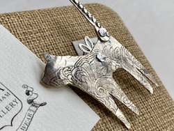 Vintage Silver Cat Brooch - Facing Left