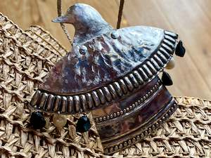 Jewellery - Necklace: Vintage silver Messenger Bird necklace - black spinel and pearls