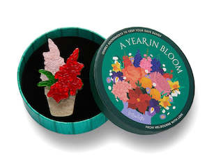 Brooches: Erstwilder brooch - Little Sword