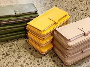 Awesome Gifts Under 50: Moana Road Fitzroy purse