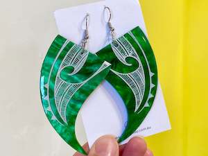 Earrings: Niho Nui earrings