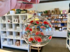 Christchurch Otautahi Design: NZ Flower Glass Baubles