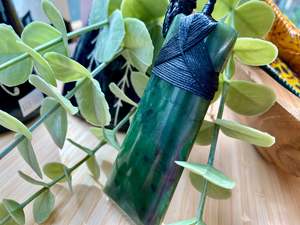 NZ Pounamu Toki pendant medium large