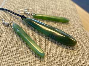 Pounamu Roimata Set - Pendant & Earrings - Teardrop