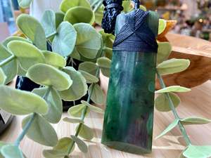 NZ Pounamu Toki pendant medium large