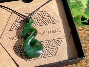 Ngāi Tahu Double Rau Kumara Pendant