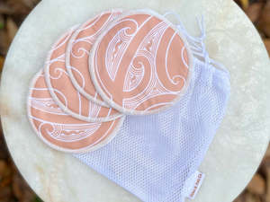 Fabricandfelt: Reusable Breast Pads Set