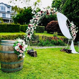 Products: Wedding Arch hire