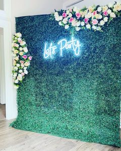 Green Wall Square hire