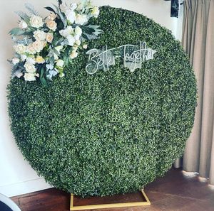 Products: Green Wall Round hire