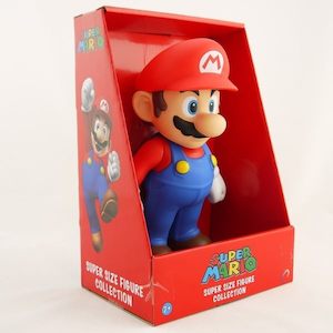 Super Mario: Mario Super Size - Super Mario Bros 9" Super Size Vinyl Figure
