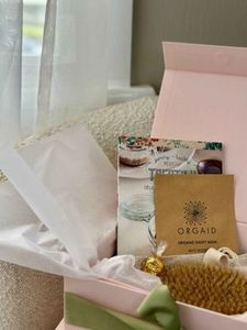Harleh Laser Clinic Pukekohe: Joy Inside Gift Box