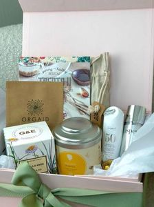 Harleh Laser Clinic Pukekohe: The Love Collection Gift Box